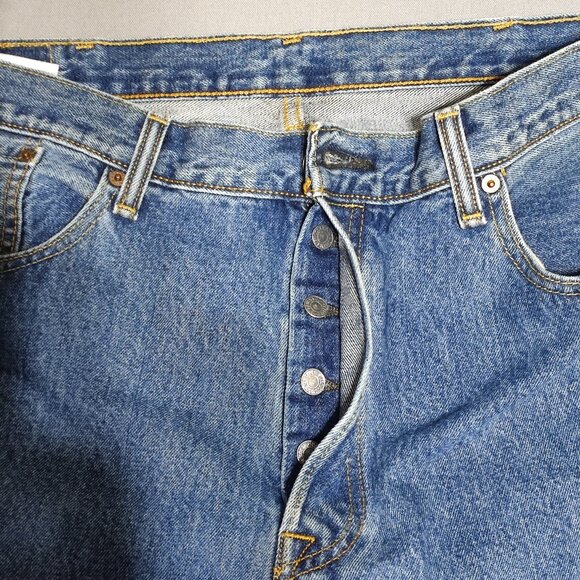 Levi's 501 jeans men's size W38/L30 denim blue colour classic button fly - Picture 9 of 14